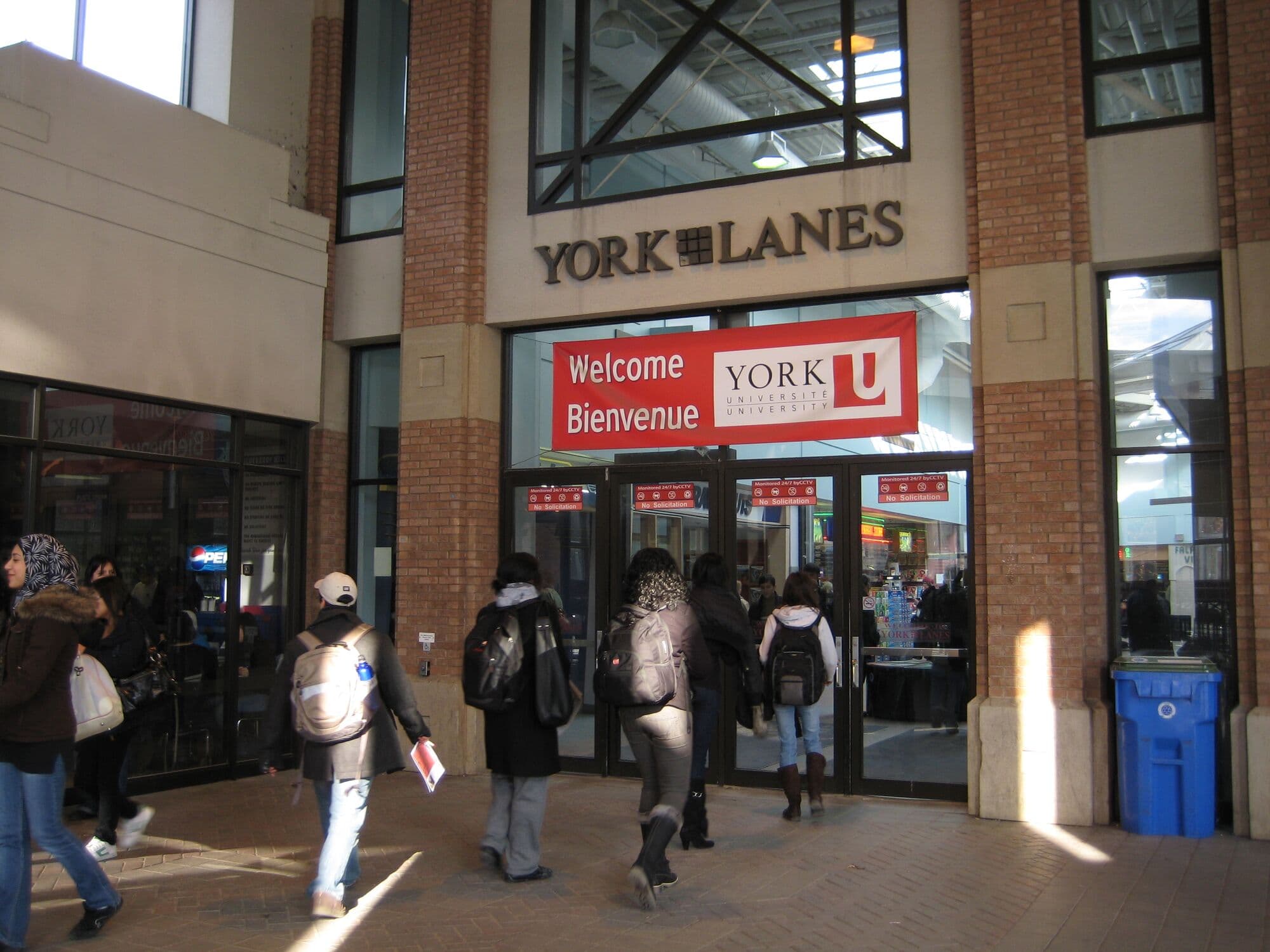 Entrance to York Lanes shopping mall at York University